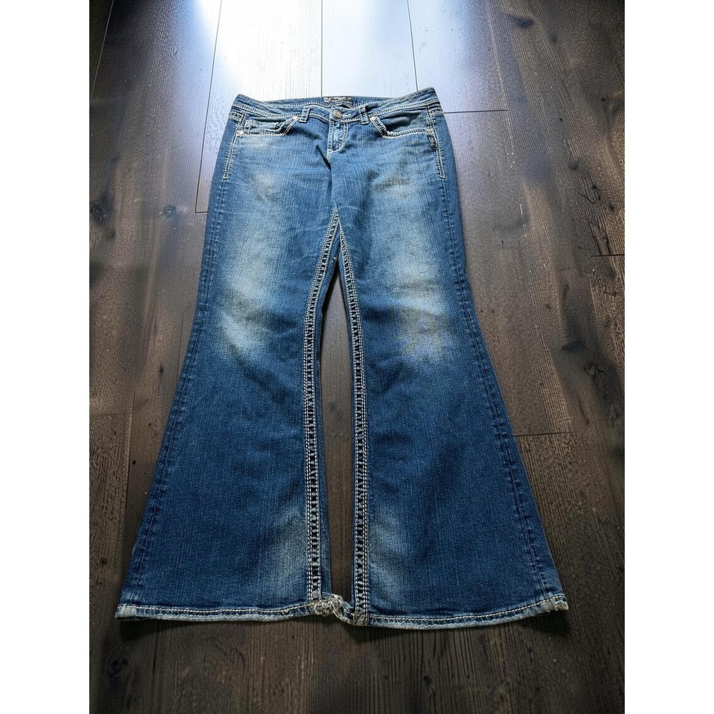 Silver Jeans Co Lola Mid Rise Bootcut Jeans Blue Distressed W33 L33